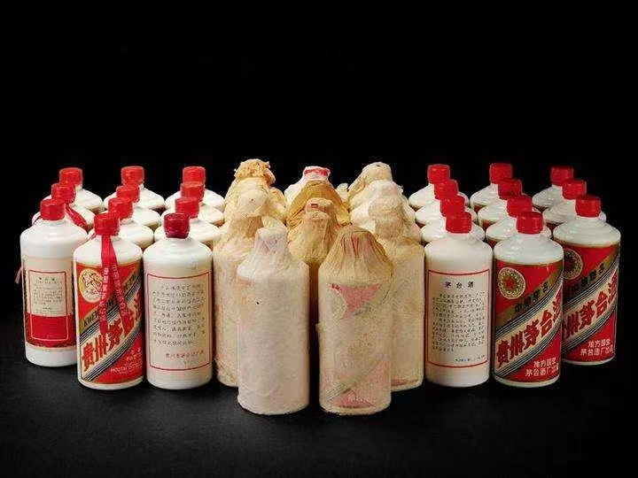 遂昌日照岚山回收酒价格哪里回收(附近上门回收茅台酒）?